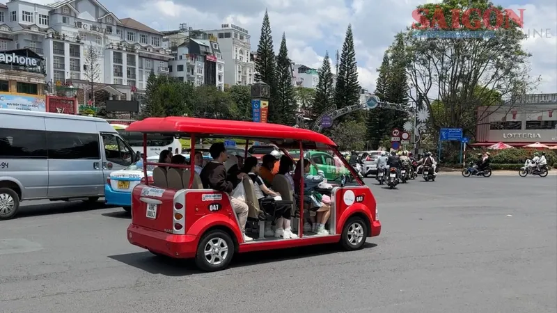 Chấm dứt cho xe điện 4 bánh chở khách du lịch tại TP Đà Lạt