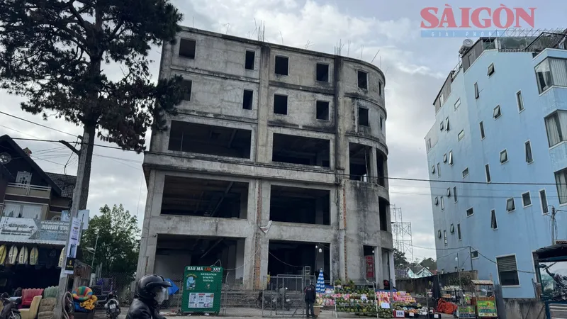 Chấm dứt hoạt động dự án siêu thị làng nghề bỏ hoang ở Đà Lạt