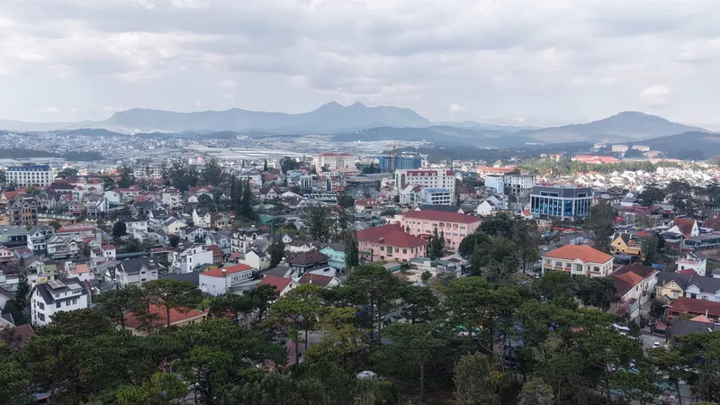 Chi tiết 124 xã, phường, đặc khu ở Lâm Đồng
