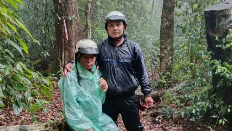 Ông R Ông Ha Hoanh được tìm thấy sau 5 ngày mất tích trong rừng