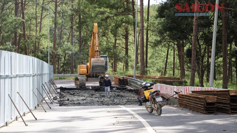 Xuất hiện thêm nhiều vị trí lún, nứt trên đèo Prenn