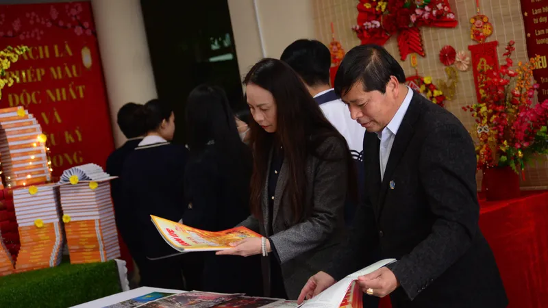 Lâm Đồng: 2.500 cuốn sách, báo, tạp chí phục vụ bạn đọc tại hội báo Xuân 2026