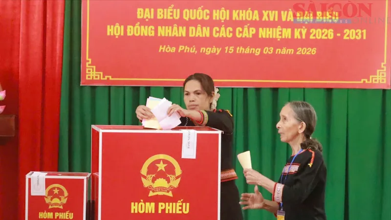 Sắc màu văn hóa trong ngày bầu cử ở các tỉnh Tây Nguyên