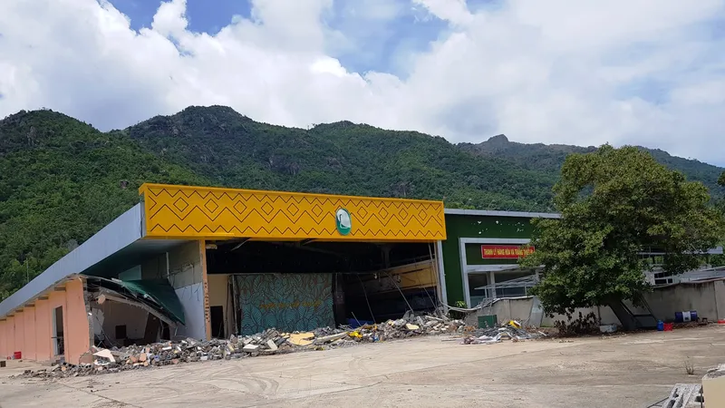 Khánh Hòa cưỡng chế các công trình “chui” 
