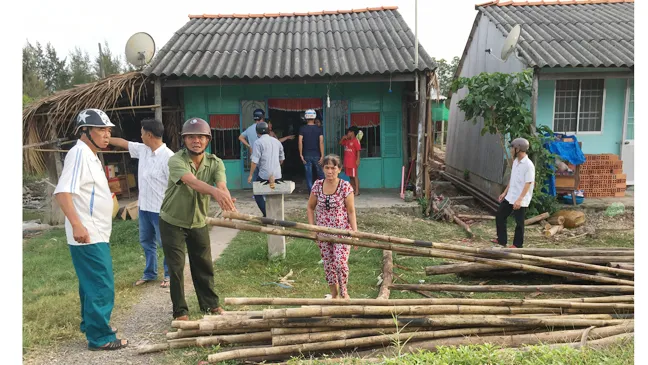 Bão cận kề nhưng 3 tỉnh không hề di dời dân khỏi vùng nguy hiểm