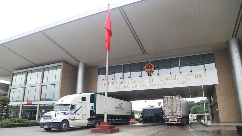 Sau "đóng băng", nhiều cửa khẩu đang “ấm” lên