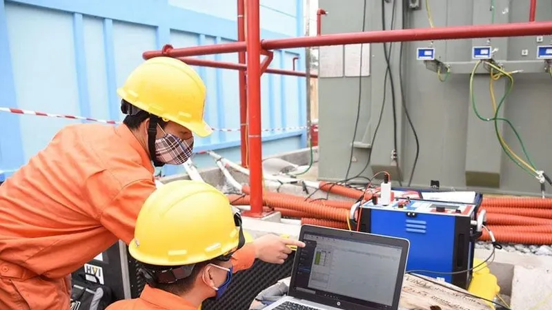 EVN kêu gọi dùng điều hòa kết hợp với quạt khi trời nắng nóng