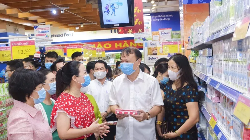 Thứ trưởng Đỗ Thắng Hải: Các siêu thị ăm ắp hàng, không lo thiếu