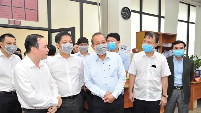 Bộ Công thương đang dẫn đầu về cắt bỏ "giấy phép con"