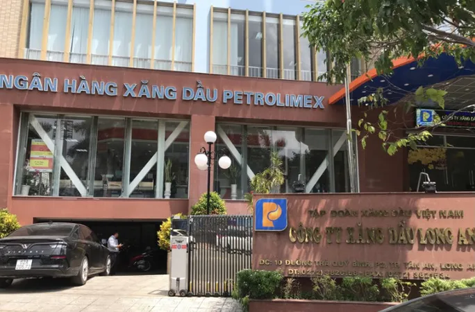 Petrolimex nói gì về vụ Giám đốc Công ty Xăng dầu Long An bị bắt? 
