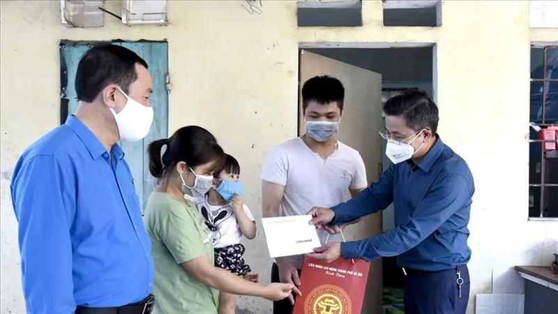 Công đoàn dành 2.400 tỷ đồng để hỗ trợ tết cho 8 triệu người lao động