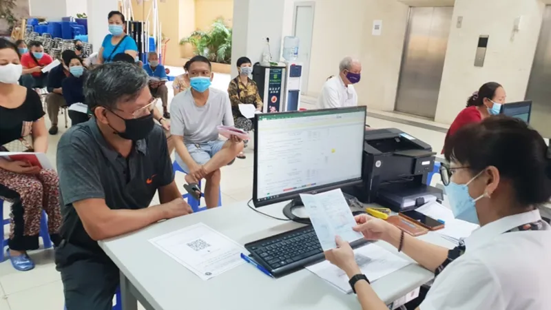 Tăng mức đóng BHXH tự nguyện thêm ít nhất 176.000 đồng/tháng