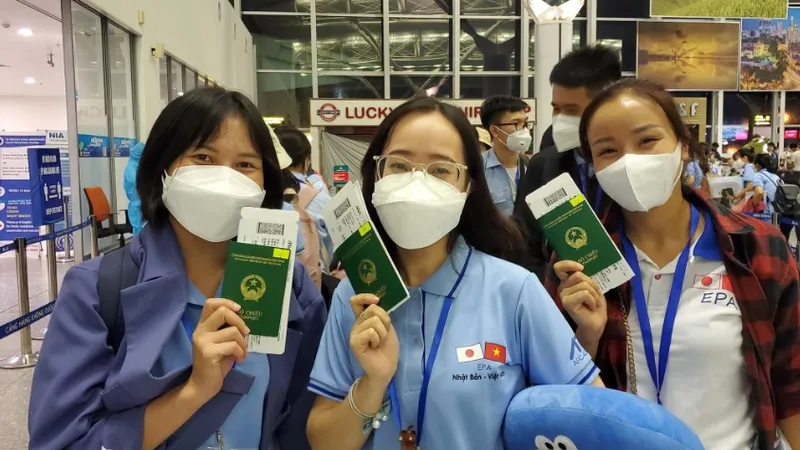 “Nóng” lại thị trường lao động nước ngoài