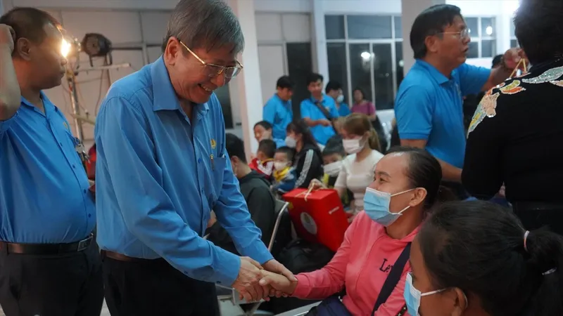 Đã hỗ trợ tiền mặt và quà tết cho hơn 4,5 triệu lao động