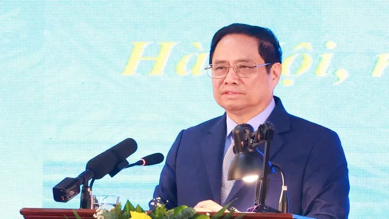 Thủ tướng Phạm Minh Chính: Năm 2023, ưu tiên chỗ ở và tạo việc làm cho người lao động