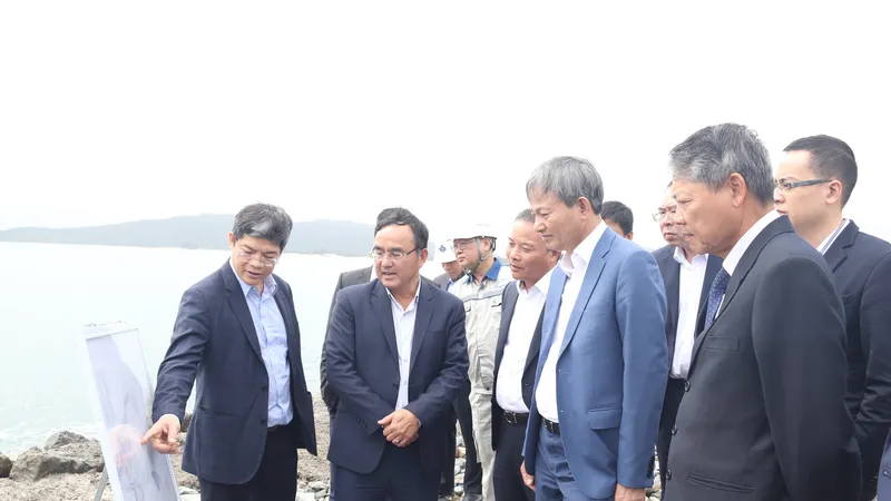 EVN phát động thi đua xây dựng công trình Nhà máy Nhiệt điện Quảng Trạch I
