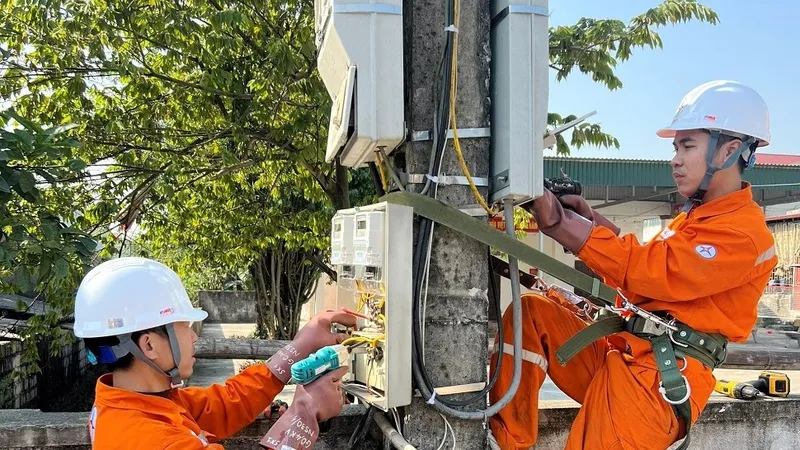 Mỗi tháng dùng từ 401kWh trở lên, phải trả tiền điện cao hơn bình quân 162-180%