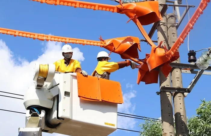 Khô hạn kỷ lục trong 100 năm qua, đề nghị chiết giảm 50% điện năng tiêu thụ