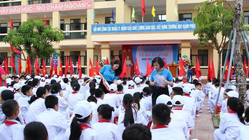 Có học sinh - sinh viên được chi trên 1 tỷ đồng khám chữa bệnh BHYT