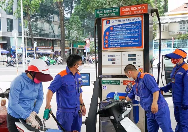 Giá xăng dầu đồng loạt tăng