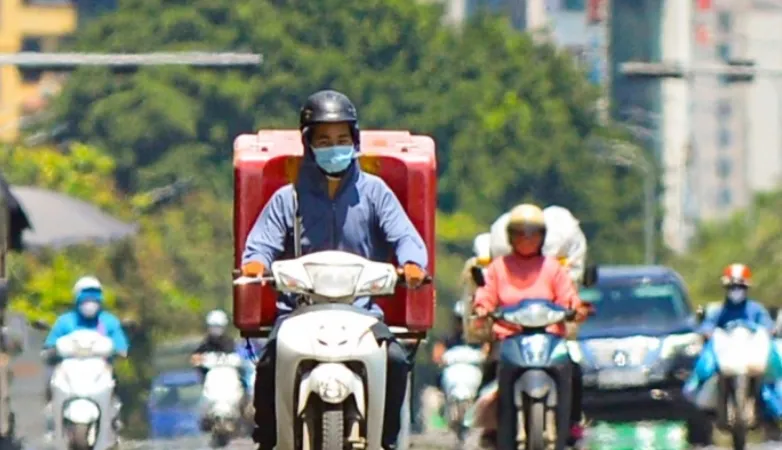 Miền Bắc nóng như mùa hè