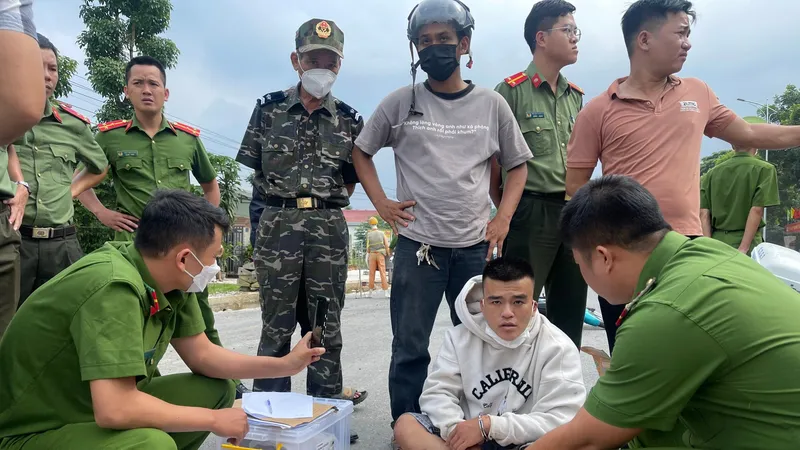 Hải quan, công an truy đuổi, vây bắt vụ vận chuyển ma túy tổng hợp như thế nào?