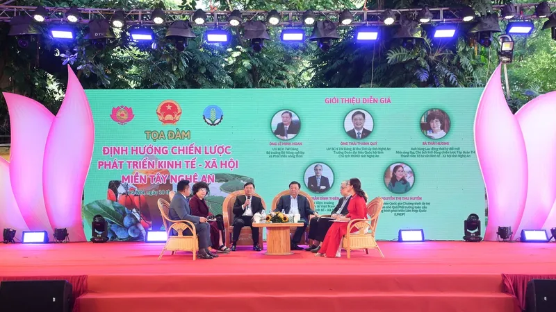 Tọa đàm về tiềm năng lớn của miền Tây Nghệ An
