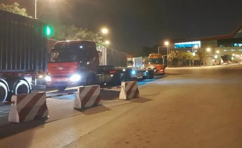 Hàng nhập khẩu vào Việt Nam tăng 