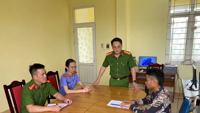 Xuyên đêm truy bắt nghi phạm hiếp dâm cô họ sinh năm 2008