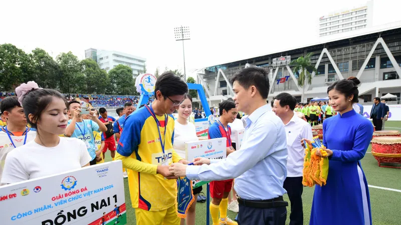 Khai mạc Giải bóng đá công nhân, viên chức Việt Nam 2024