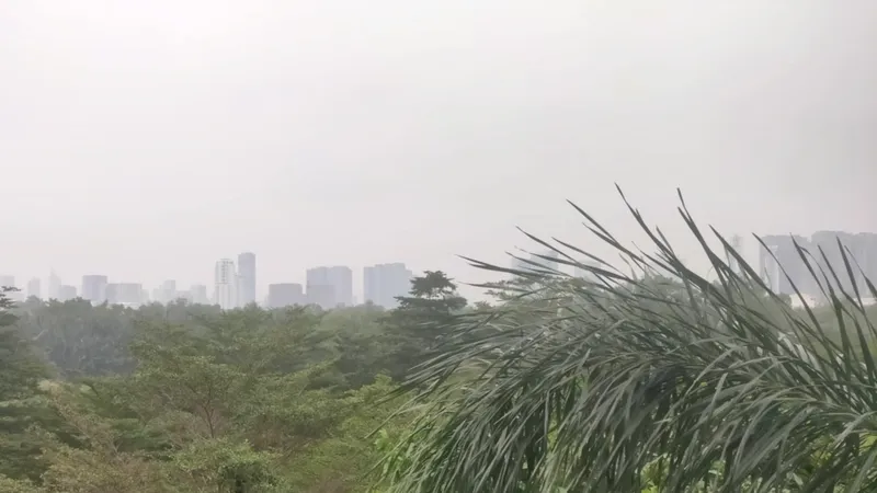 Miền Trung mưa lớn, đề phòng ngập úng