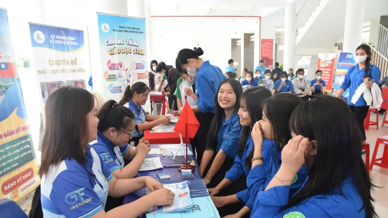 Phản biện dự thảo Luật Việc làm (sửa đổi): Lo ngại phát sinh thủ tục cho người lao động