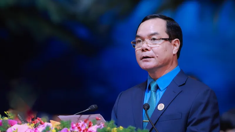 Chủ tịch Công đoàn Việt Nam đề nghị giám sát hoạt động chăm lo tết cho người lao động 