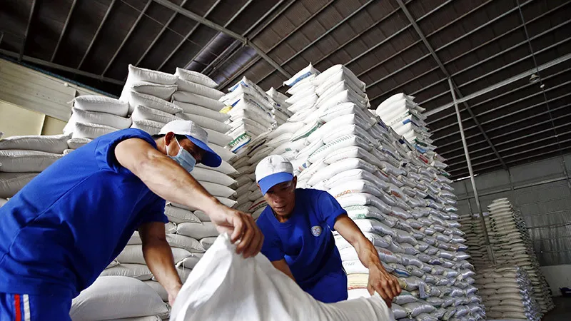 Đảm bảo mục tiêu kép, không để giá gạo trong nước biến động