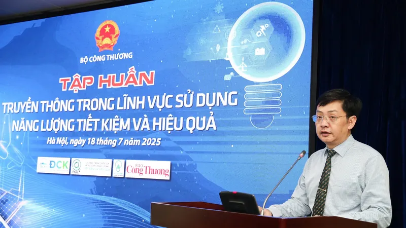 Phó Cục trưởng Cục Đổi mới sáng tạo, Chuyển đổi xanh và Khuyến công Đặng Hải Dũng phát biểu