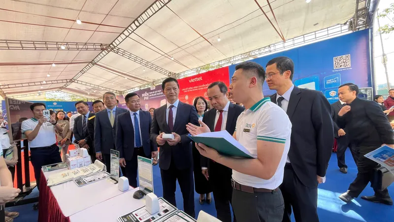 Thí điểm chuyển đổi số cho hộ kinh doanh để quản lý thuế