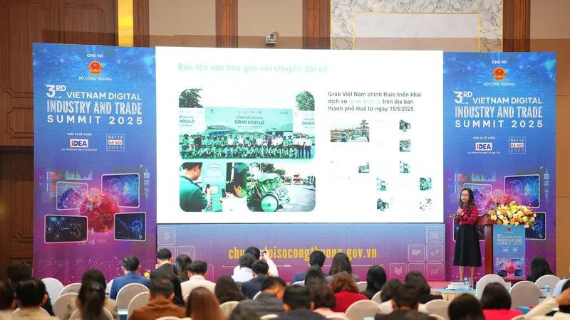 Thực hiện nhiệm vụ kép về chuyển đổi số trong ngành công thương
