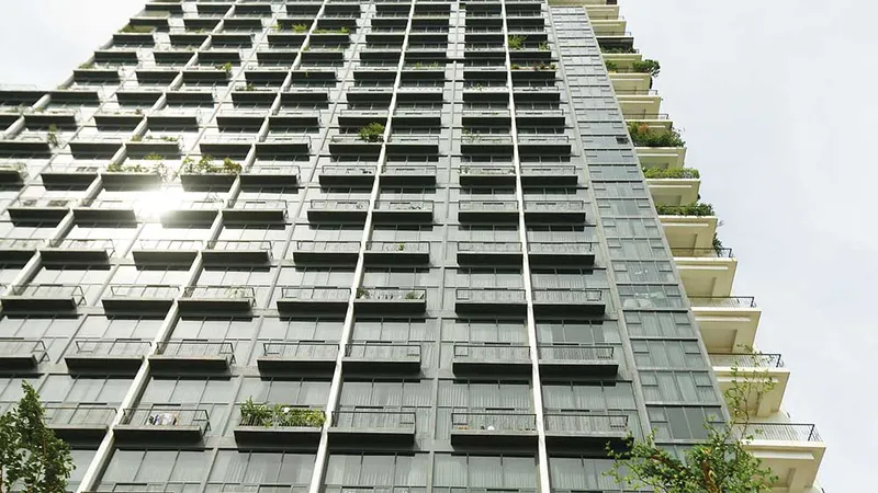 Việt Nam áp dụng tạm thời thuế chống bán phá giá kính nổi không màu