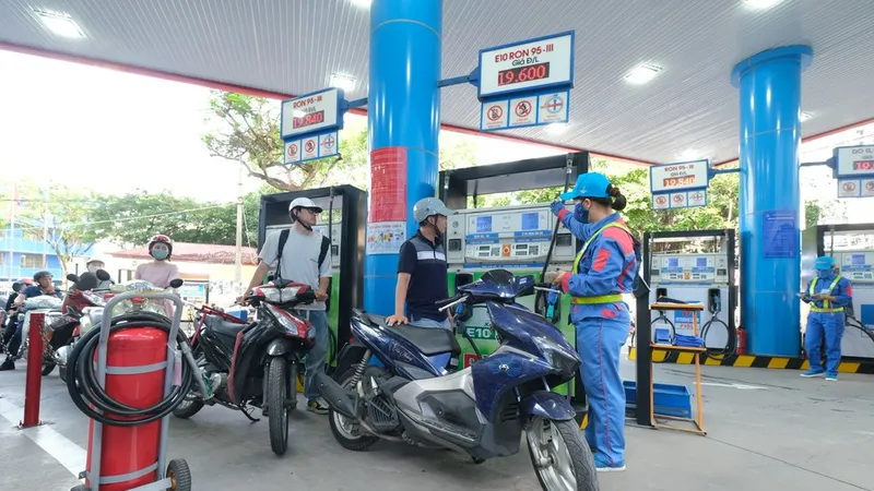 Giá xăng dầu trong nước vẫn thấp hơn nhiều nước