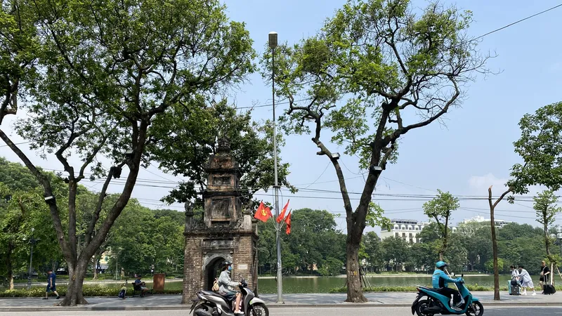Hôm nay 14-5, nắng nóng trên cả nước bước vào cao điểm, nhiều nơi gay gắt