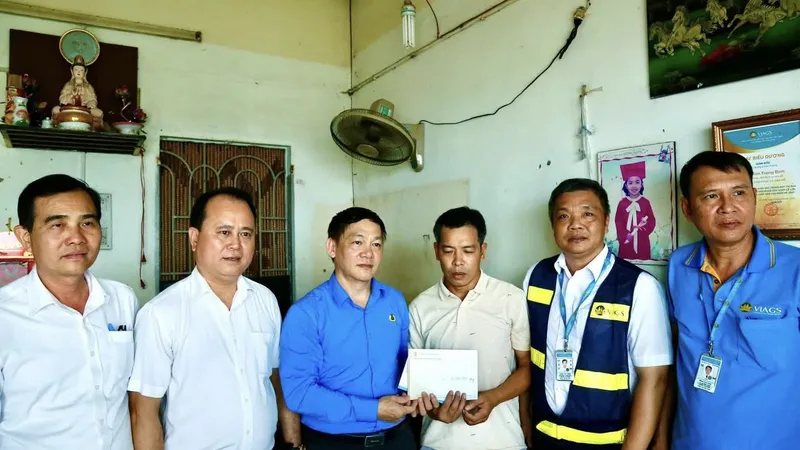 Tổng Liên đoàn Lao động Việt Nam dành 100 tỷ đồng hỗ trợ người lao động mắc bệnh hiểm nghèo