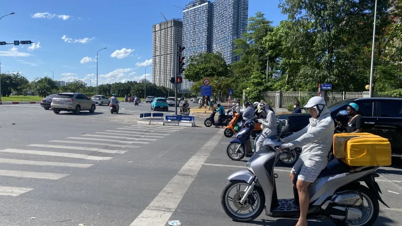 Trước khi không khí lạnh ảnh hưởng, Bắc bộ và Trung bộ vẫn nắng nóng gay gắt