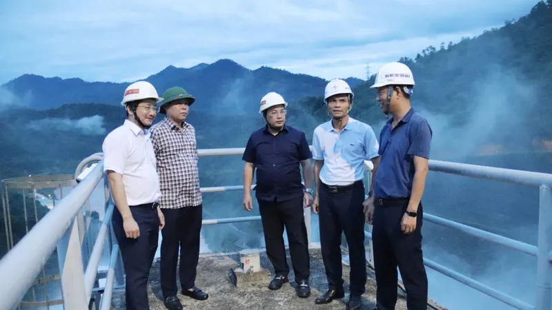 Bảo đảm an toàn hồ thủy điện, hệ thống điện trước đợt mưa lớn