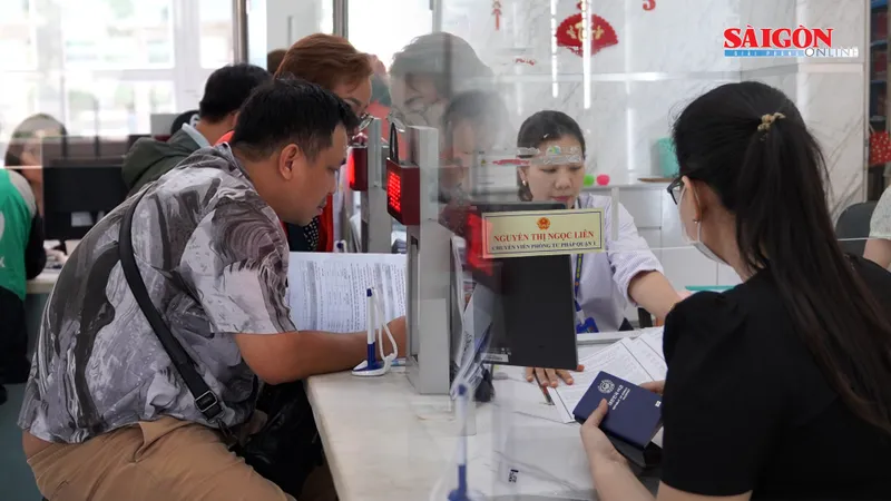 Podcast bản tin tối 12-6: TPHCM đóng cổng dịch vụ công cấp tỉnh từ 1-7