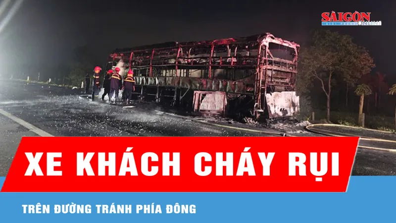 Đắk Lắk: Xe khách giường nằm bị cháy rụi trên đường tránh phía Đông