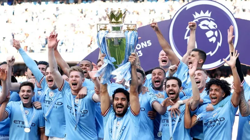 Tại sao Man.City không thể làm nên lịch sử Premier League với chức vô địch thứ 4 liên tiếp 