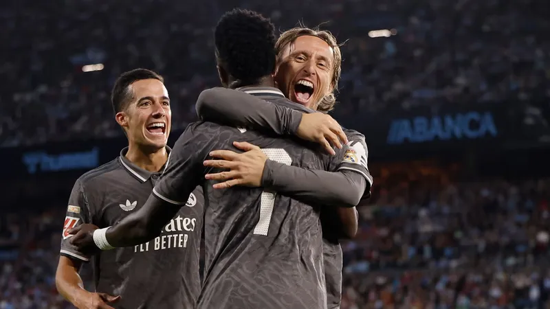 Có một lý do khiến Luka Modric vẫn còn ở lại và đó không phải là nỗi nhớ