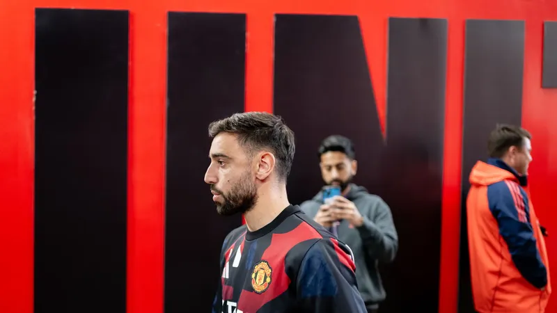 Bruno Fernandes ở lại đồng nghĩa với việc Man.United phải đánh đổi