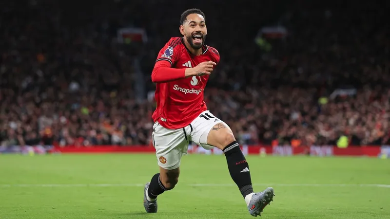 Tầm nhìn chiến thuật của Ruben Amorim bắt đầu hiện hình: Man United tìm thấy ánh sáng từ các tân binh