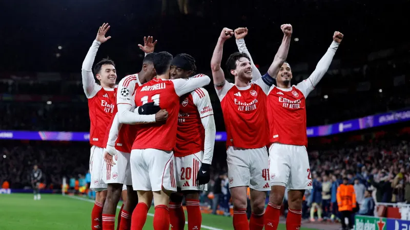 Arsenal vượt qua Bayern và bước vào “vũ trụ” của riêng mình